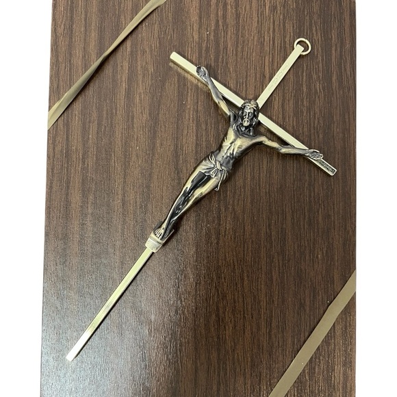 INRI Crucifix Jesus - Picture 1 of 3